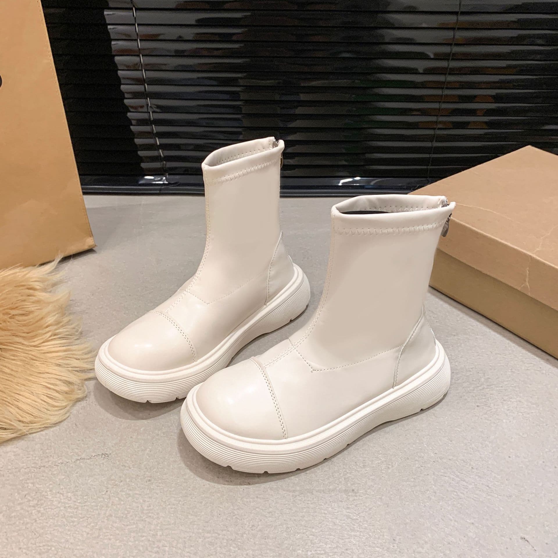【美脚×着脱ラク×厚底4cm】厚底保温ブーツ