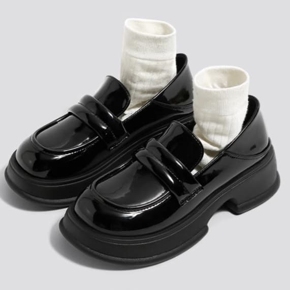 【光沢感×通勤快適×トレンド】+6cm 身長アップ ローファー