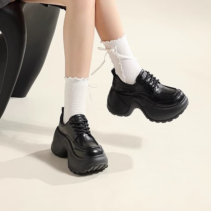 【光沢×美脚×クラシカル】+5.0cm厚底＋レースアップローファー