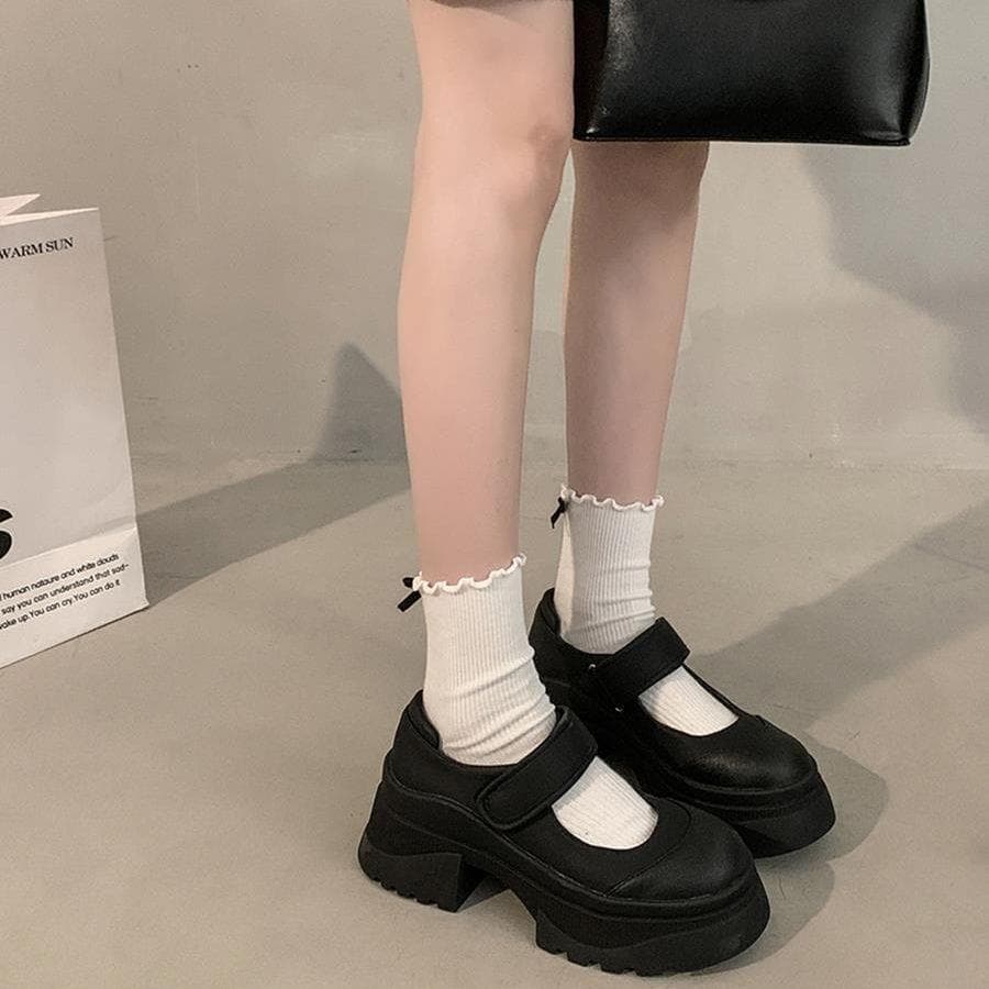 面ファスナー×厚底メリージェーン｜安定感×可愛さパンプス