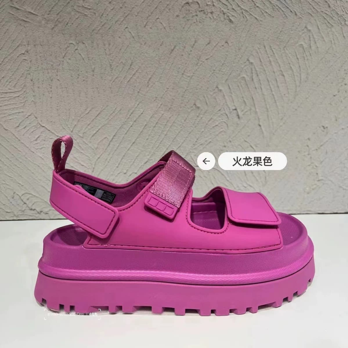 【フィット感 × 滑りにくい × 厚底7cm】厚底通気性サンダル