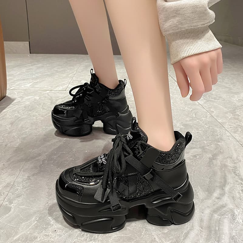 【スパンコール×軽量×韓国トレンド】+5cm厚底 脚長 スニーカー
