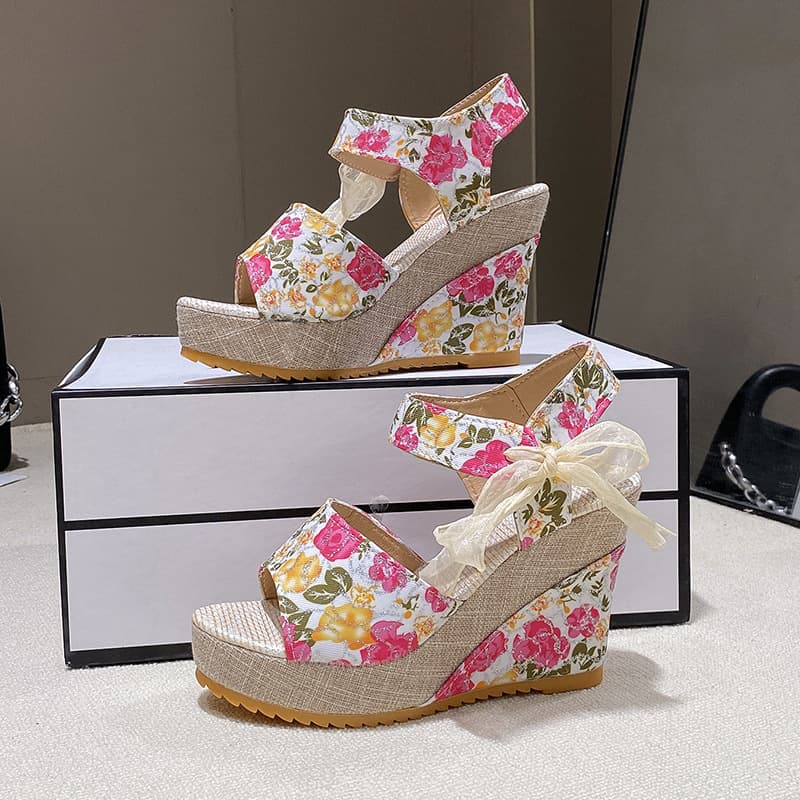 花柄リボン厚底サンダル｜大人可愛い×華やか×快適