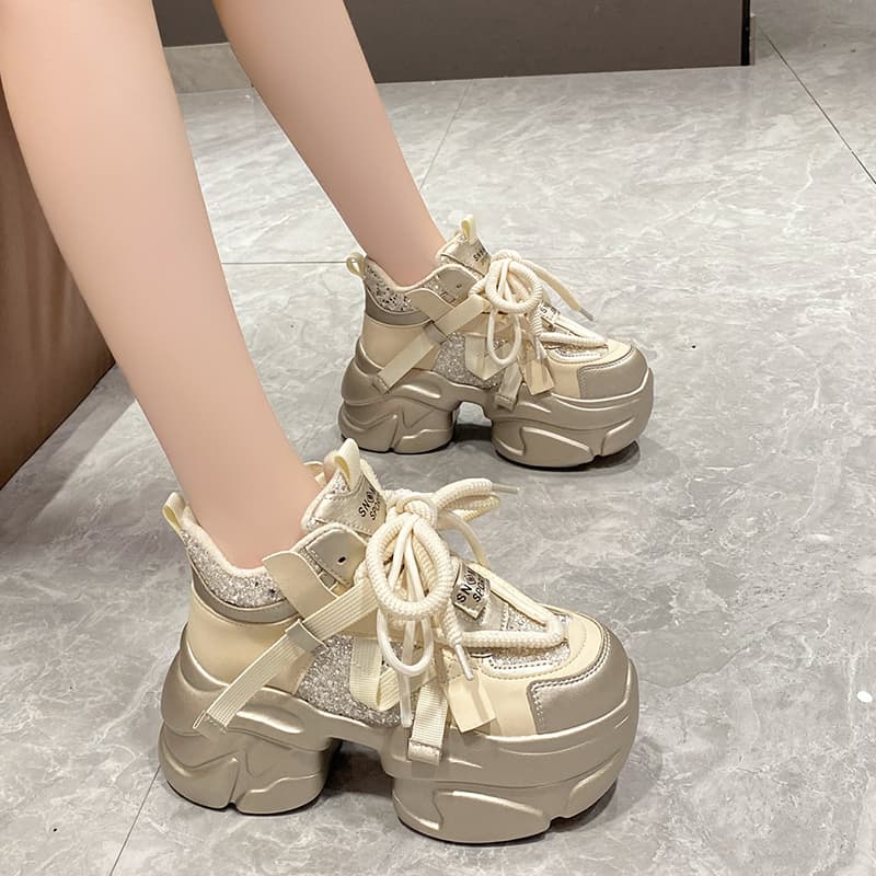 【スパンコール×軽量×韓国トレンド】+5cm厚底 脚長 スニーカー