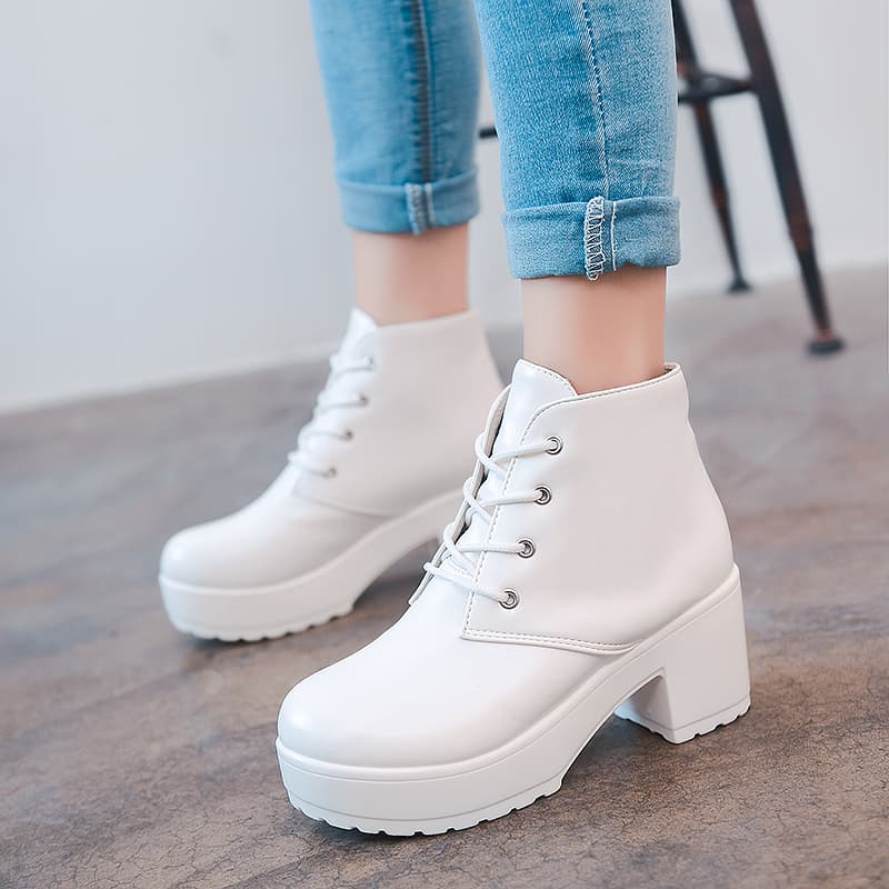 【レースアップ × 滑りにくい × 厚底6.5cm】厚底保温ブーツ