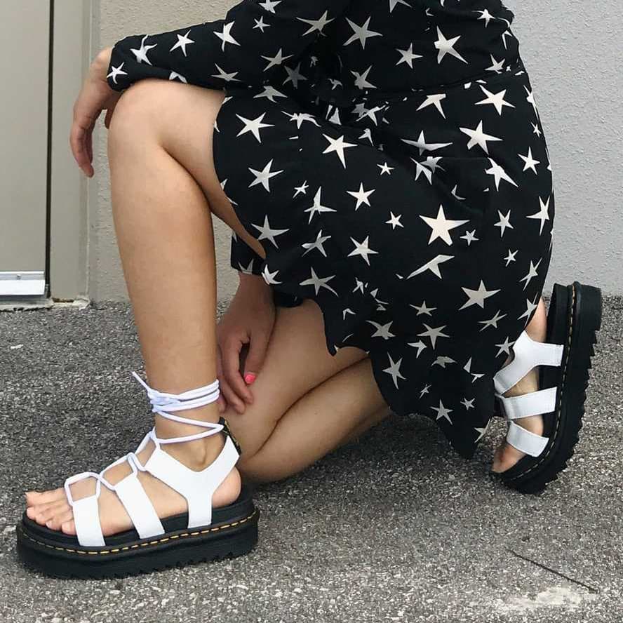 【ストラップ×安定感】厚底グラディエーターサンダル｜脚長設計×クッションソール