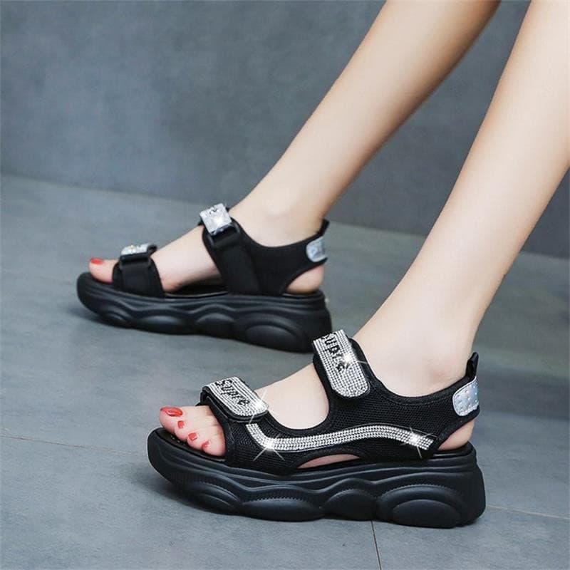 快適厚底スポーツサンダル｜5cm×面ファスナー×通気メッシュ