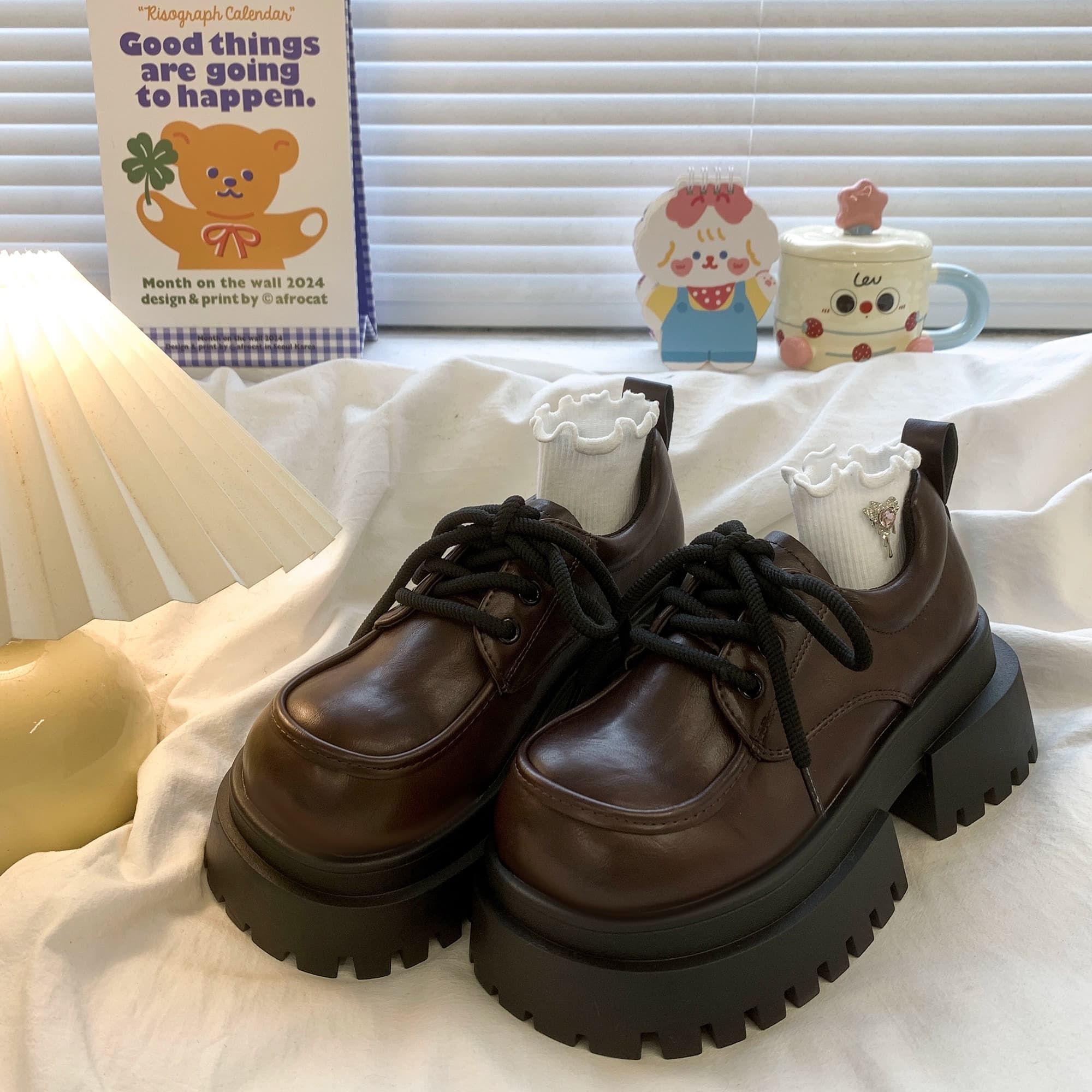 リボンフリル靴下付き厚底ローファー｜可愛さ×安定感×セット仕様