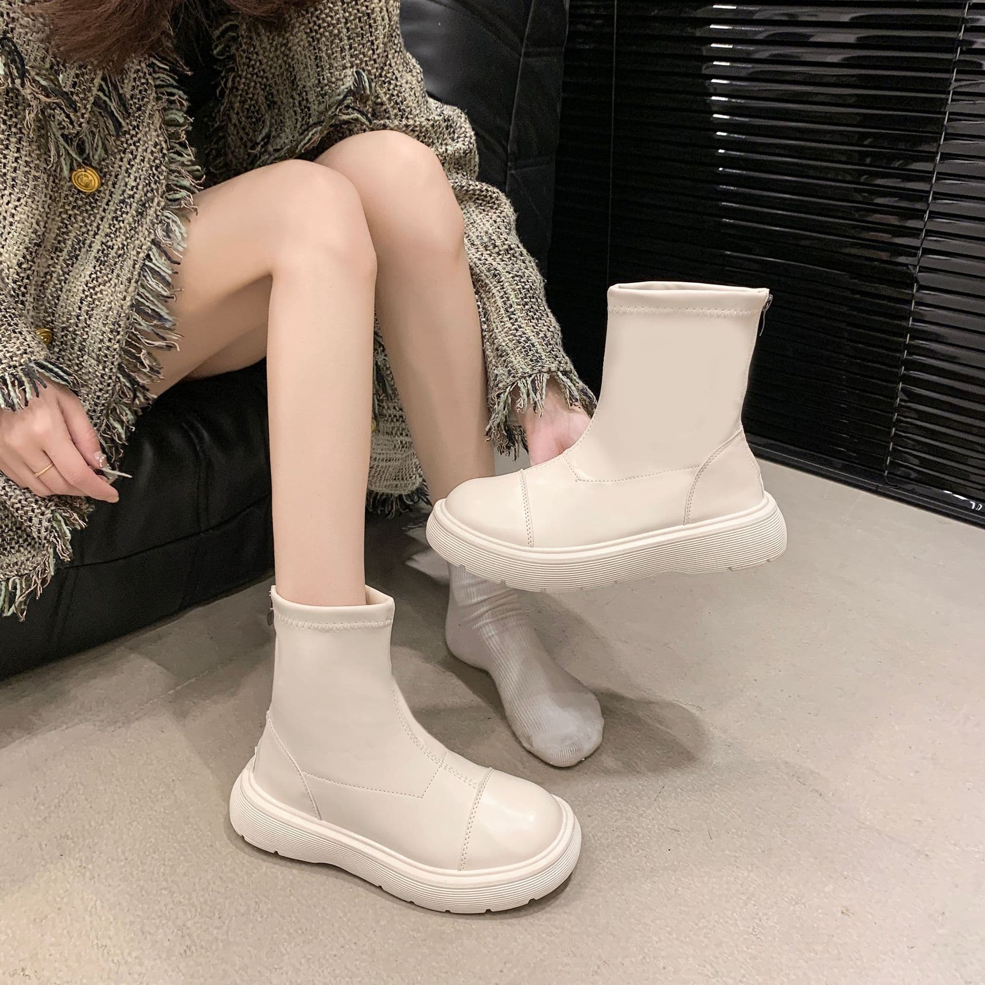 【美脚×着脱ラク×厚底4cm】厚底保温ブーツ