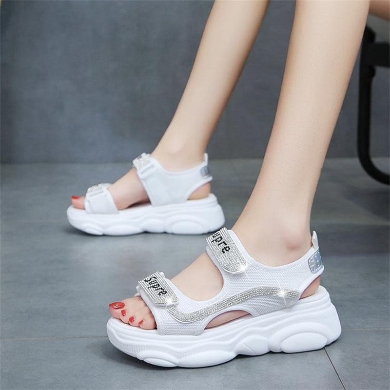 快適厚底スポーツサンダル｜5cm×面ファスナー×通気メッシュ