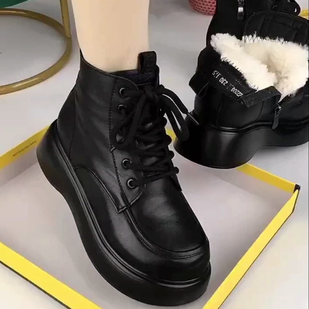 【レースアップ×5cm厚底】ClassicLaceショートブーツ｜定番×快適×スタイルアップ