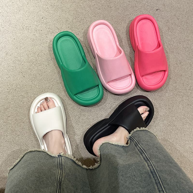 【クッションデザイン × 快適な履き心地 × カジュアル系】+6cm厚底サンダル