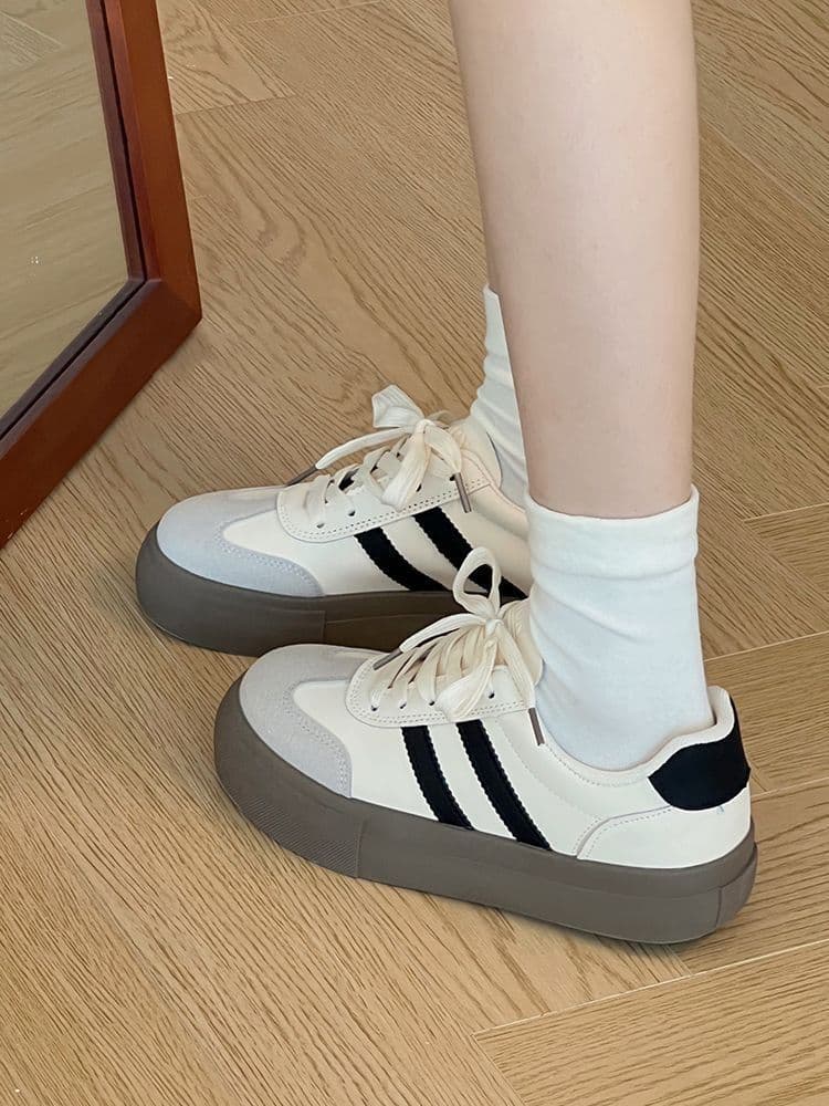 【クラシック × 二本ライン × 厚底5cm】厚底韓国風スニーカー