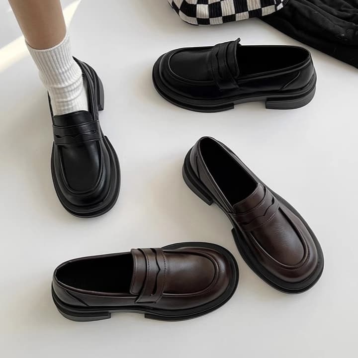 +4cmレトロ厚底ローファー|クラシカルフォルム×脚長ソール