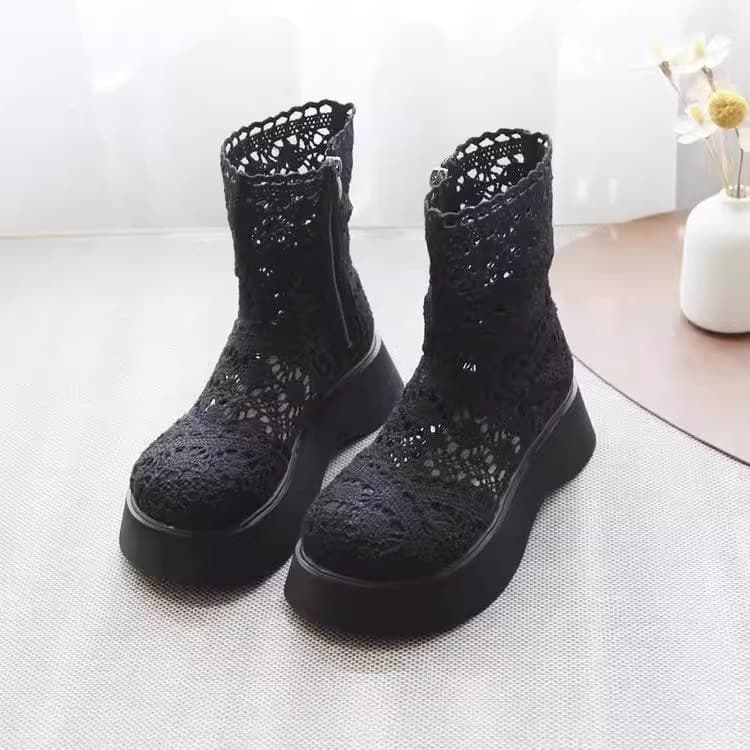 【厚底×レース編み×通気性】ショートブーツ|サイドジップ・2色展開・25cm対応