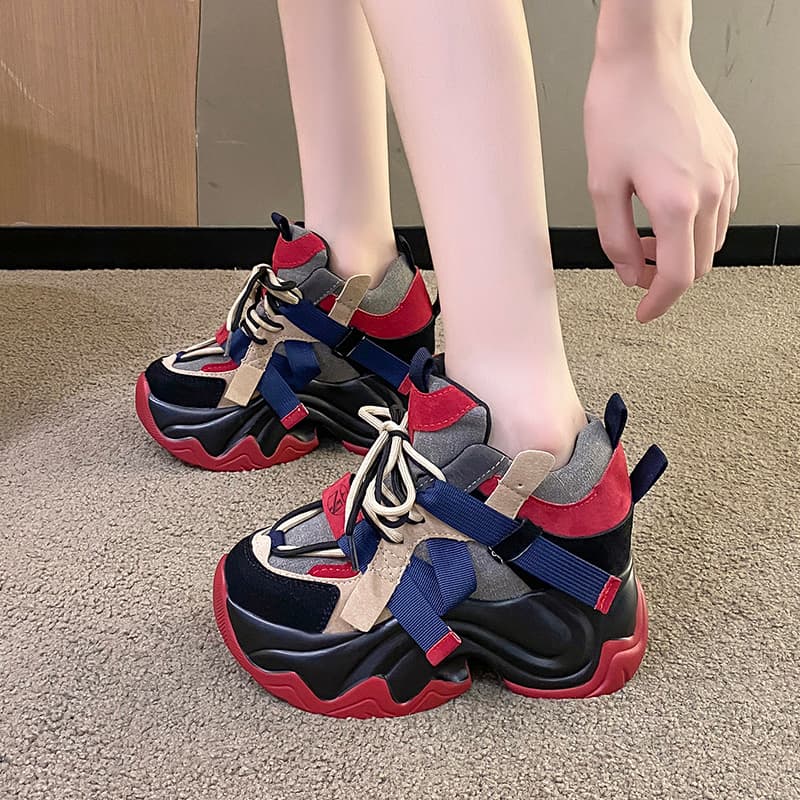 ウェーブ厚底スニーカー|軽量×クッション×アクティブ対応