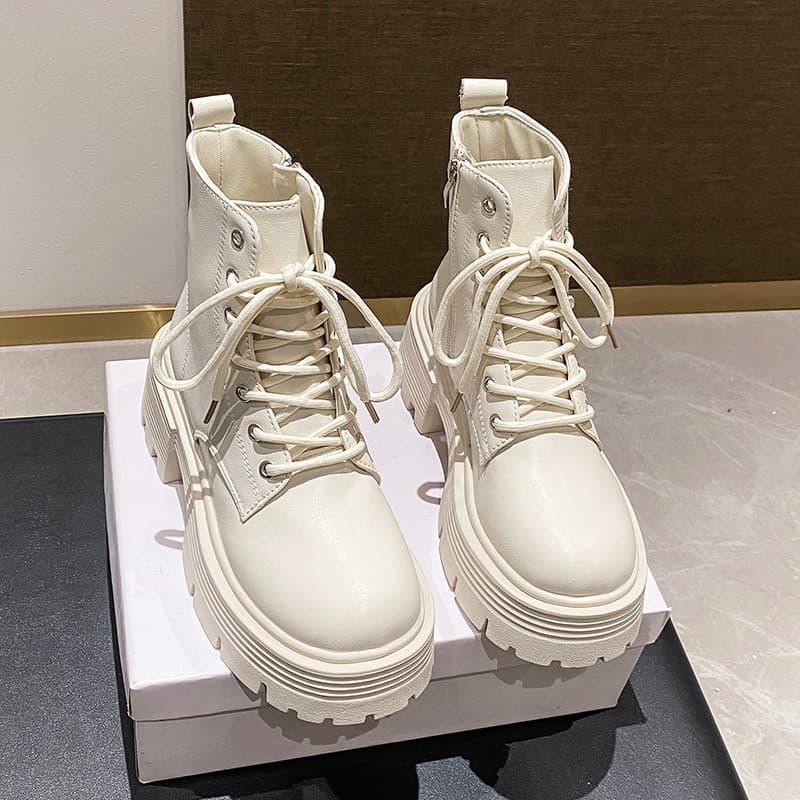 【厚底×クラウドソール×編み上げ】ショートブーツ|極厚プラットフォーム・2色展開・25cm対応