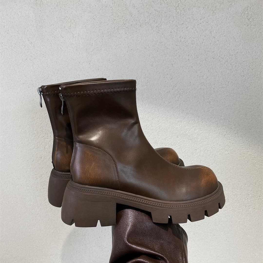ストレッチ厚底ショートブーツ(5cmヒール)