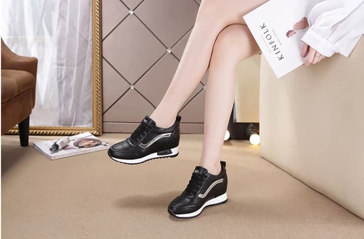 【シークレットインソール×快適クッション×韓国系】+8cm厚底シークレットスニーカー|ホワイト/ブラック・25.0cm対応