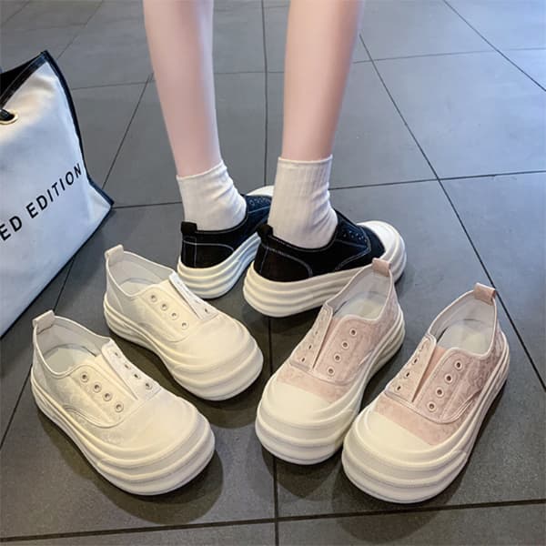 厚底 スリッポンスニーカー 軽量 通気性 美脚 デイリー ホワイト 疲れにくい