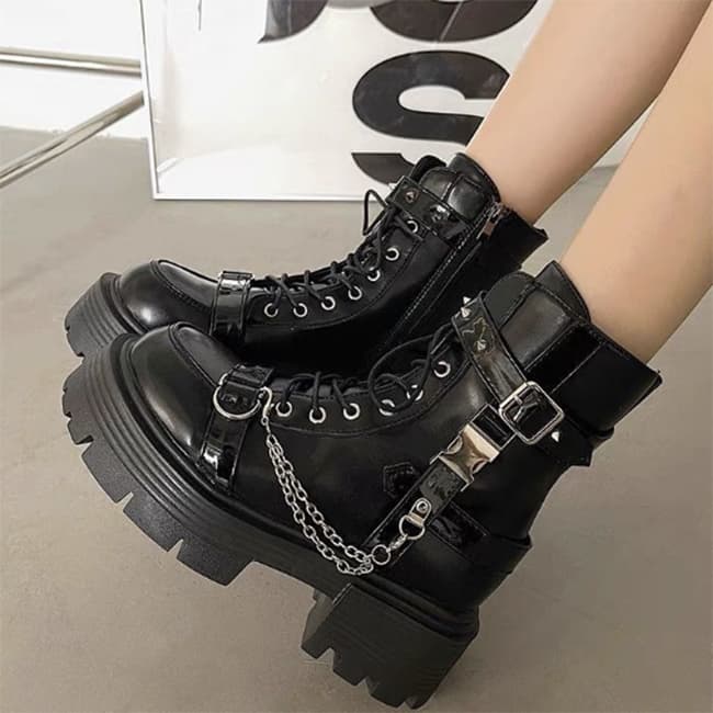 チェーン装飾×裏起毛|厚底ミドルブーツ
